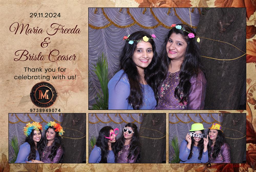 Wedding photo booth candid